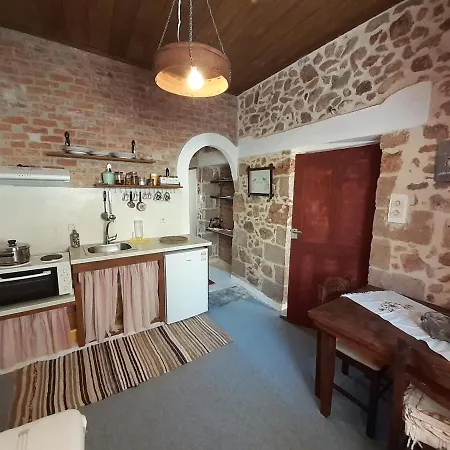 Stone House In The Center Of The Village Apartment