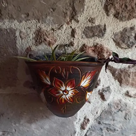 Stone House In The Center Of The Village Apartment *